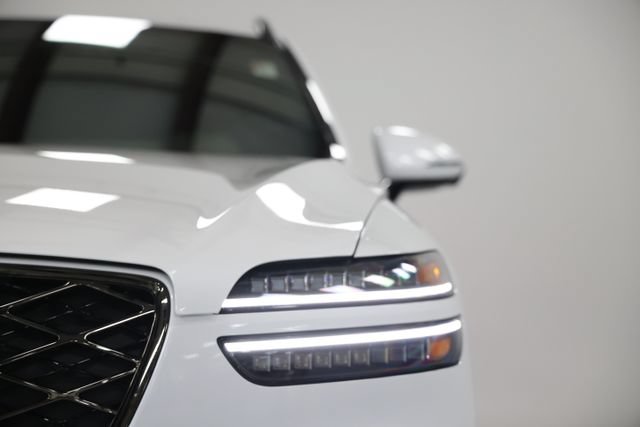 Used 2026 Genesis GV70 3.5T Sport Prestige AWD/4WD image 3