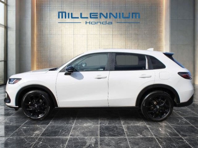 Used 2024 Honda HR-V Sport image 27