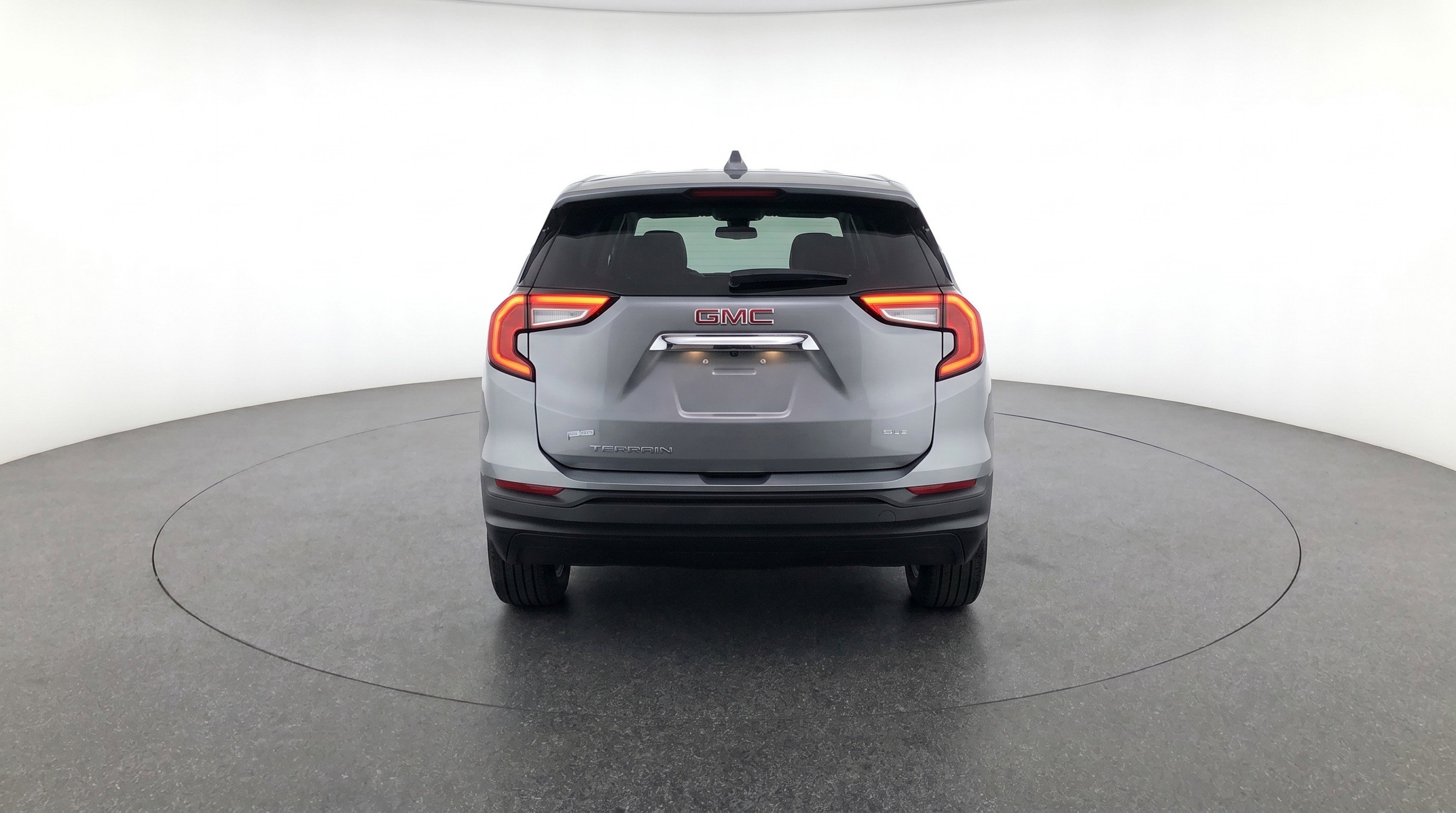 Used 2024 GMC Terrain SLE FWD image 7