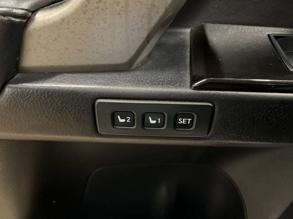 Used 2015 Lexus GX 460 w/ Navigation Package AWD/4WD image 27