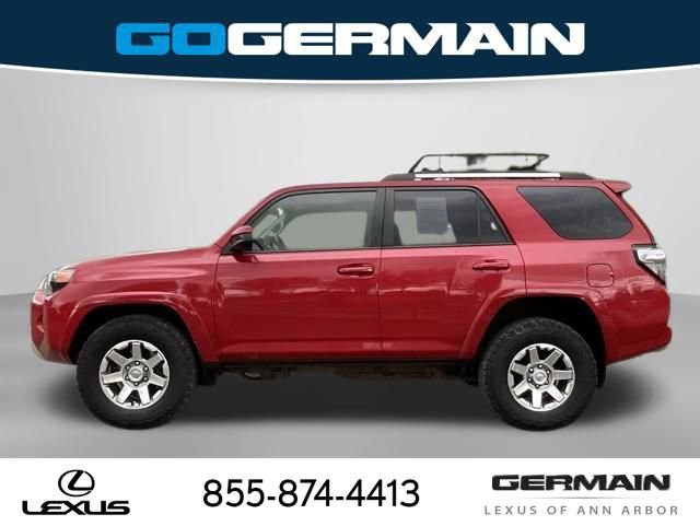 Used 2016 Toyota 4Runner Trail AWD/4WD image 4