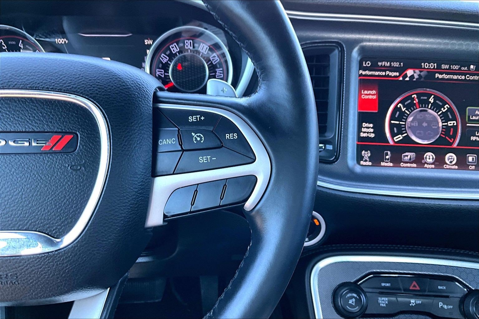 Used 2015 Dodge Challenger R/T Plus RWD image 19