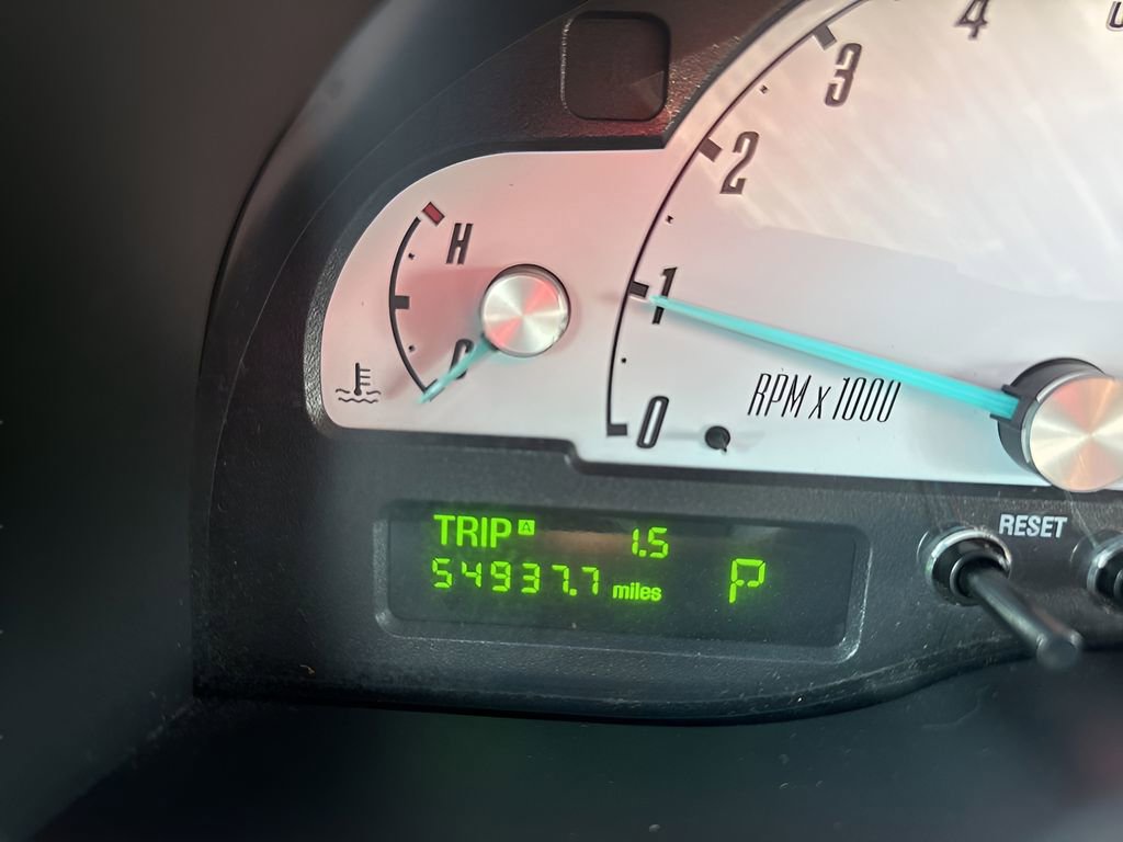 Used 2002 Ford Thunderbird image 18