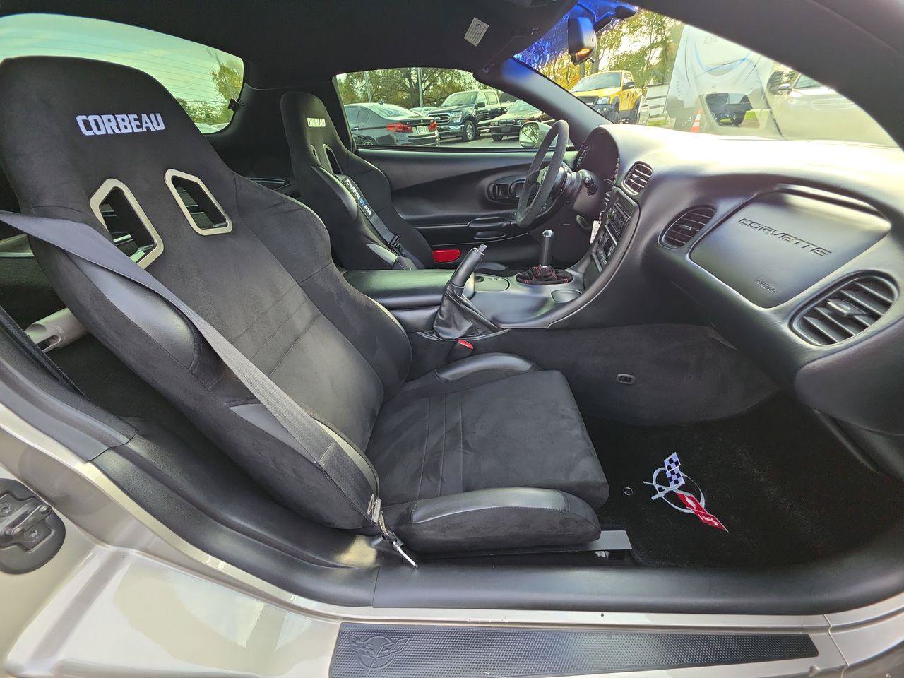 Used 1999 Chevrolet Corvette Coupe w/ Lighting Pkg RWD image 8