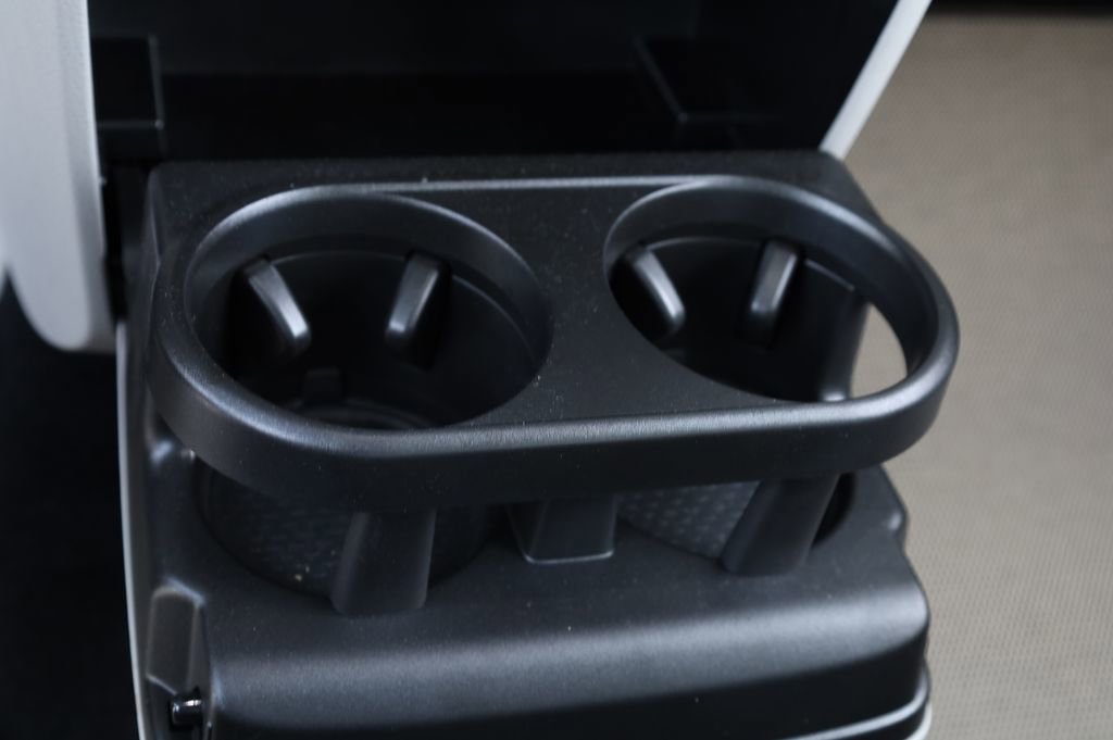 Used 2025 Volkswagen ID. Buzz 1st Edition image 34