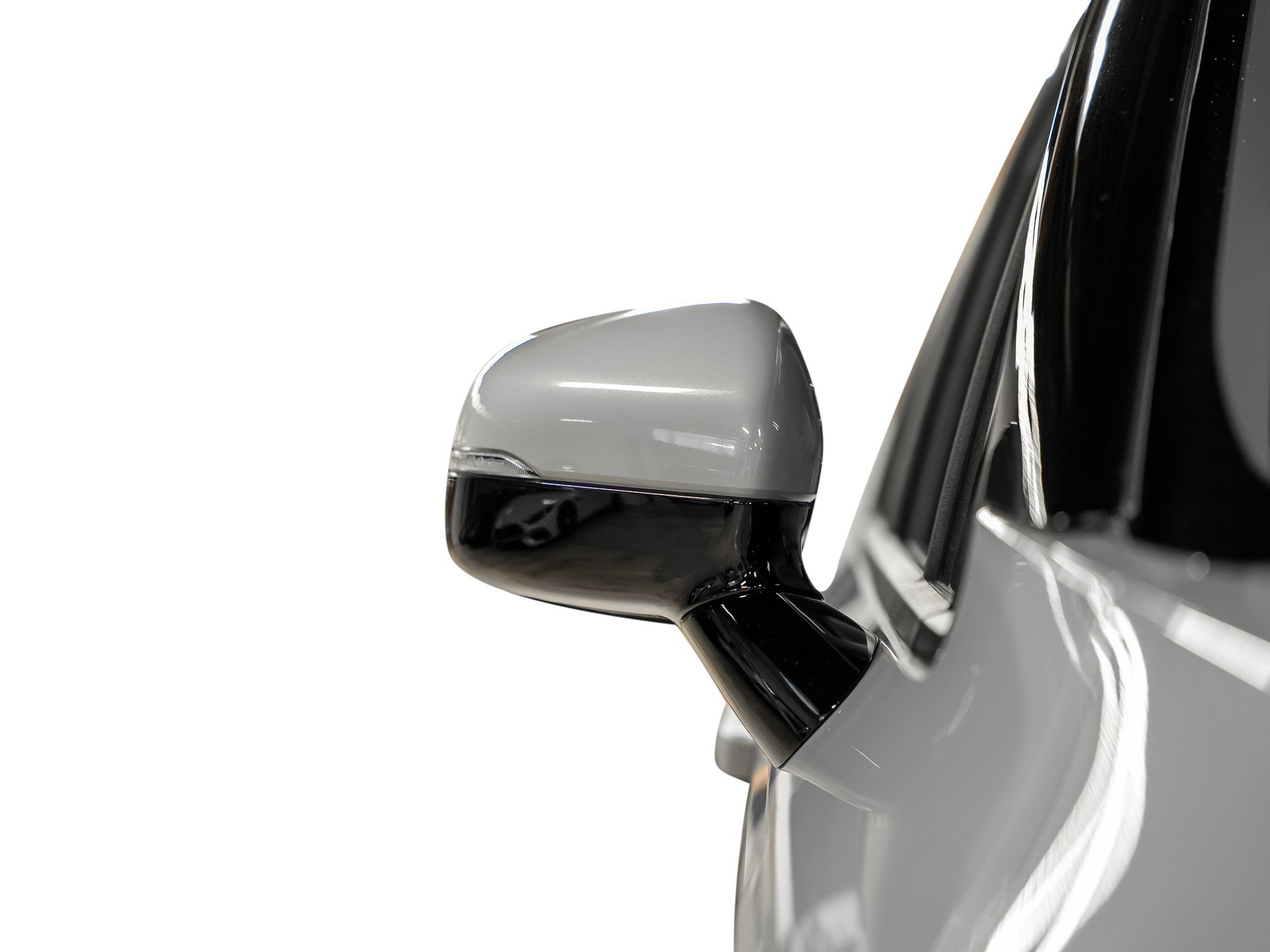 Used 2025 Kia Carnival EX image 11