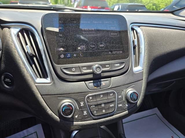 Used 2020 Chevrolet Malibu LT FWD image 22