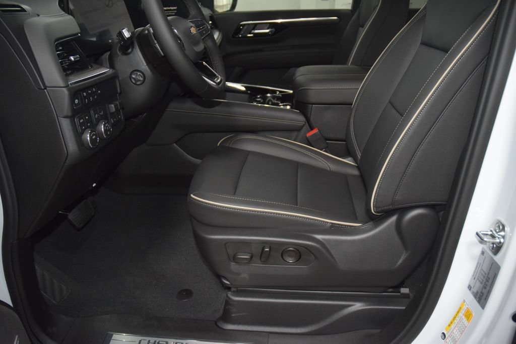 New 2026 Chevrolet Suburban Premier AWD/4WD image 40