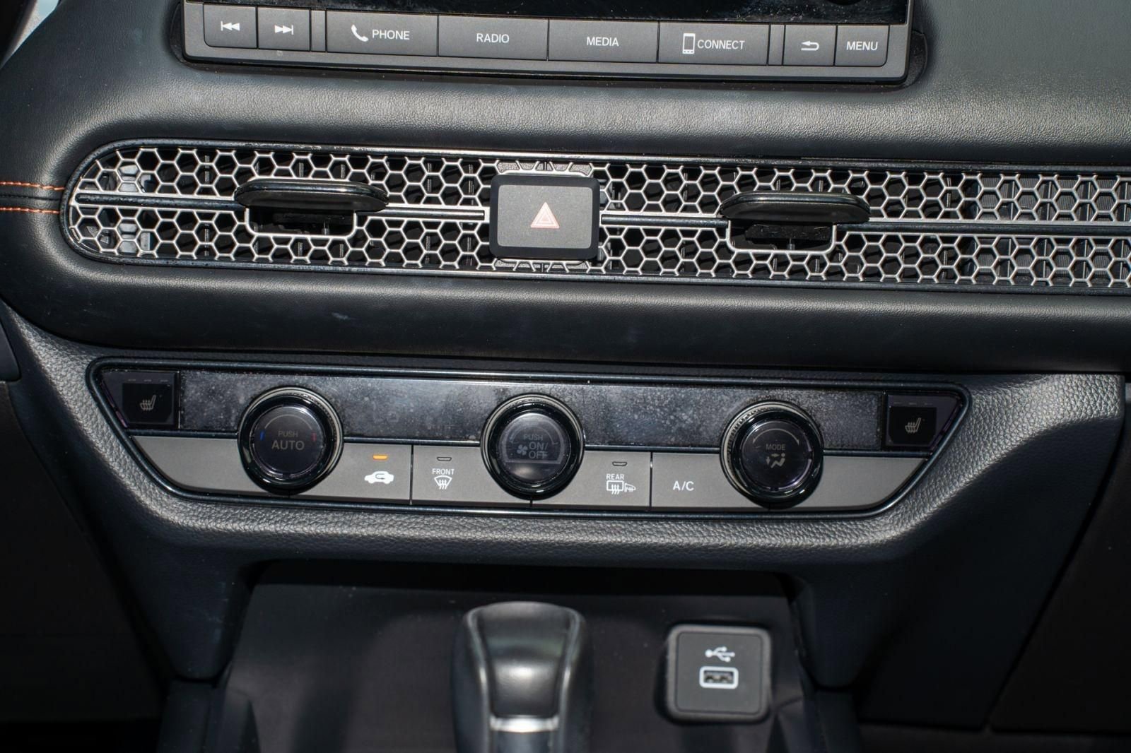 Certified 2024 Honda HR-V Sport image 24