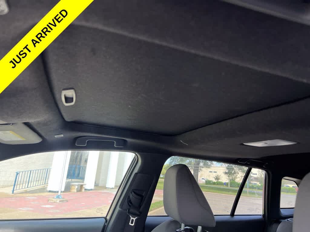 Used 2024 Toyota Corolla Cross AWD Hybrid w/ Moonroof Package image 8