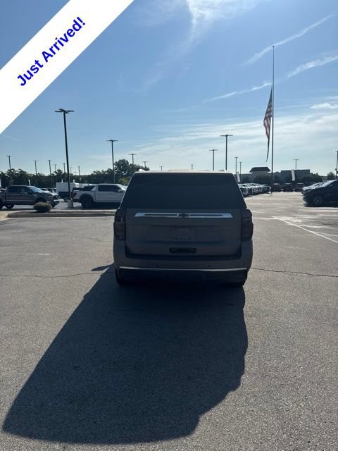 Used 2021 Chevrolet Suburban LT AWD/4WD image 6