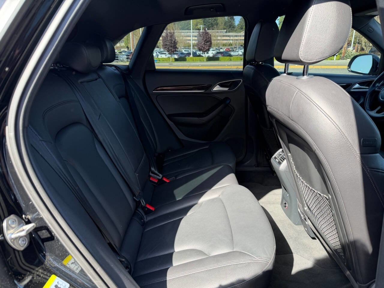 Used 2018 Audi Q3 2.0T Premium Plus w/ Premium Plus Package AWD/4WD image 28