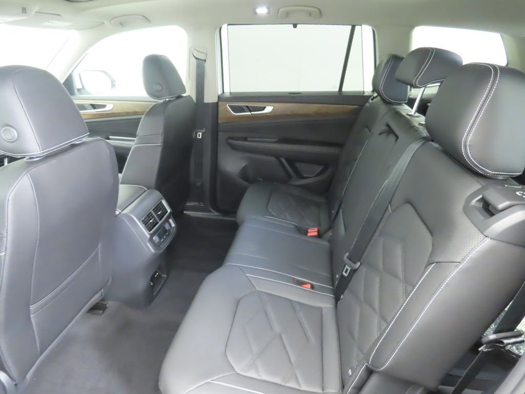 New 2026 Volkswagen Atlas SE image 21