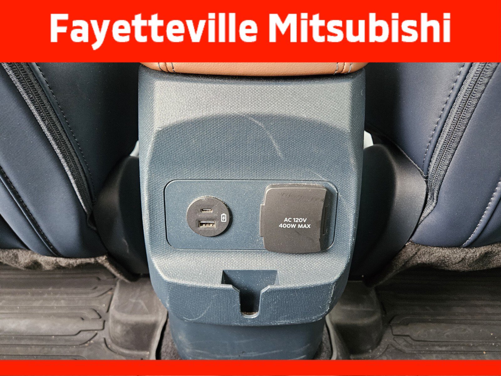 Used 2022 Ford Maverick Lariat w/ Lariat Luxury Package FWD image 11
