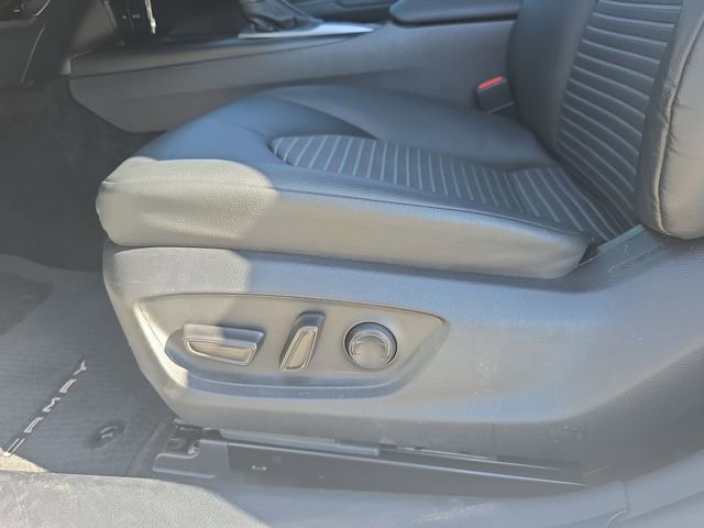 Used 2024 Toyota Camry SE image 29