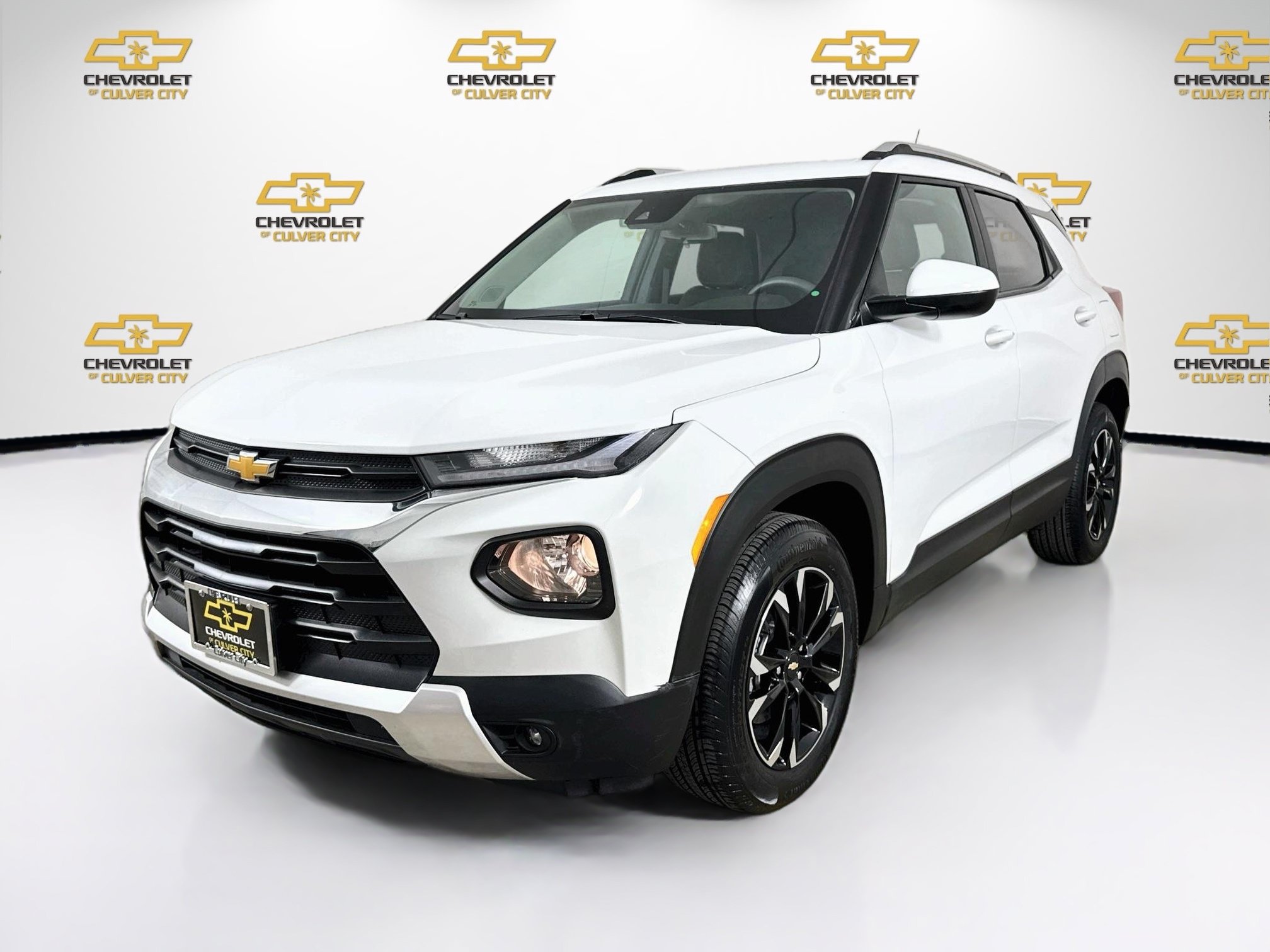 Used 2023 Chevrolet TrailBlazer LT FWD image 3