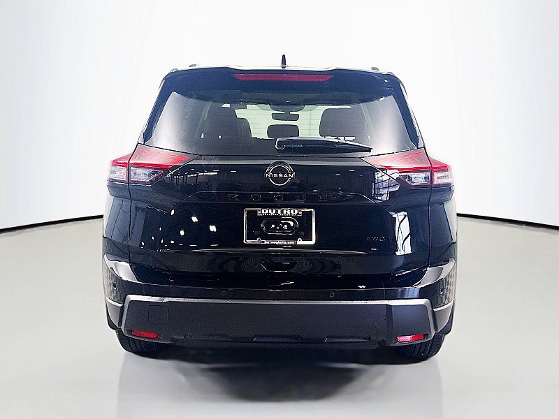 New 2026 Nissan Rogue Dark Armor AWD/4WD image 6