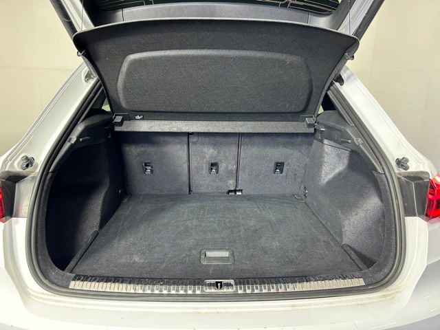 Used 2025 Audi Q3 2.0T Premium AWD/4WD image 14