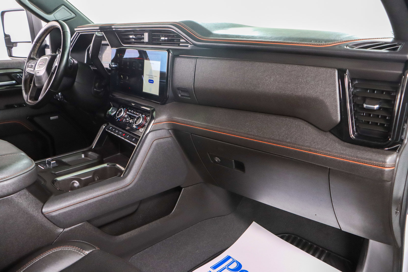 Used 2024 GMC Sierra 2500 AT4 w/ AT4 Preferred Package image 30