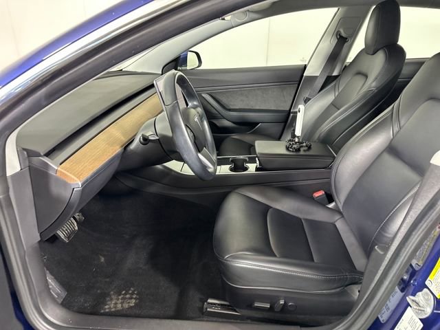 Used 2019 Tesla Model 3 Standard Range Plus image 11