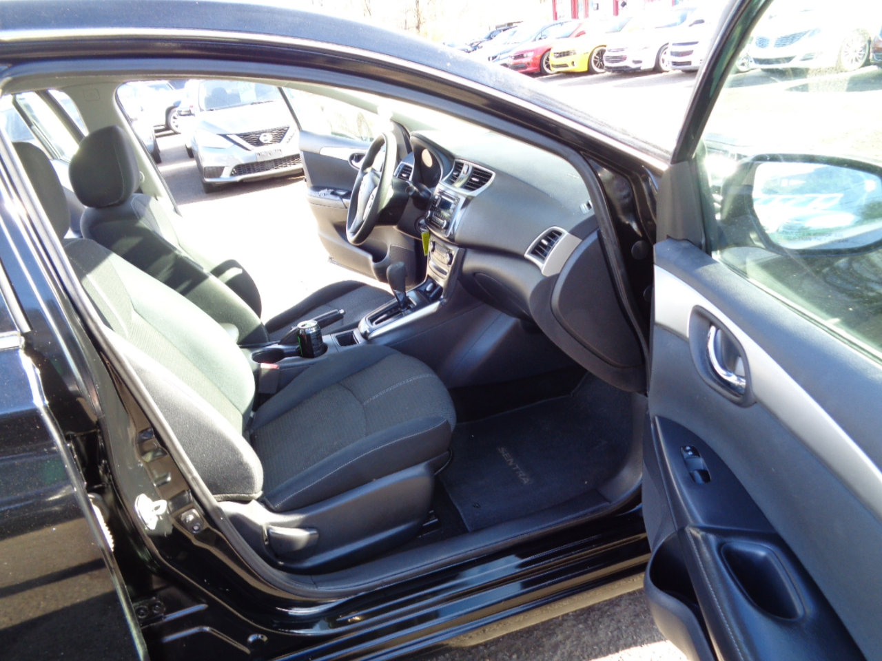 Used 2017 Nissan Sentra S image 15