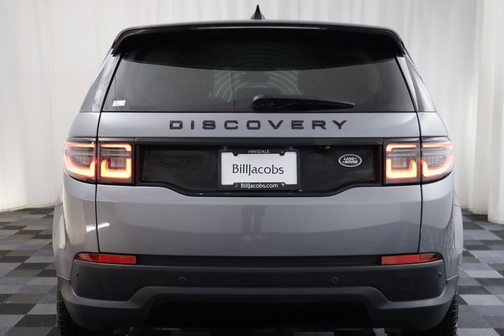 Used 2022 Land Rover Discovery Sport SE image 17