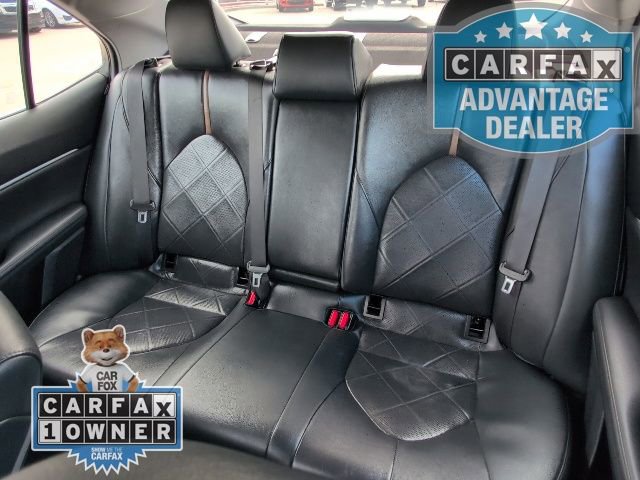 Used 2019 Toyota Camry XLE image 8