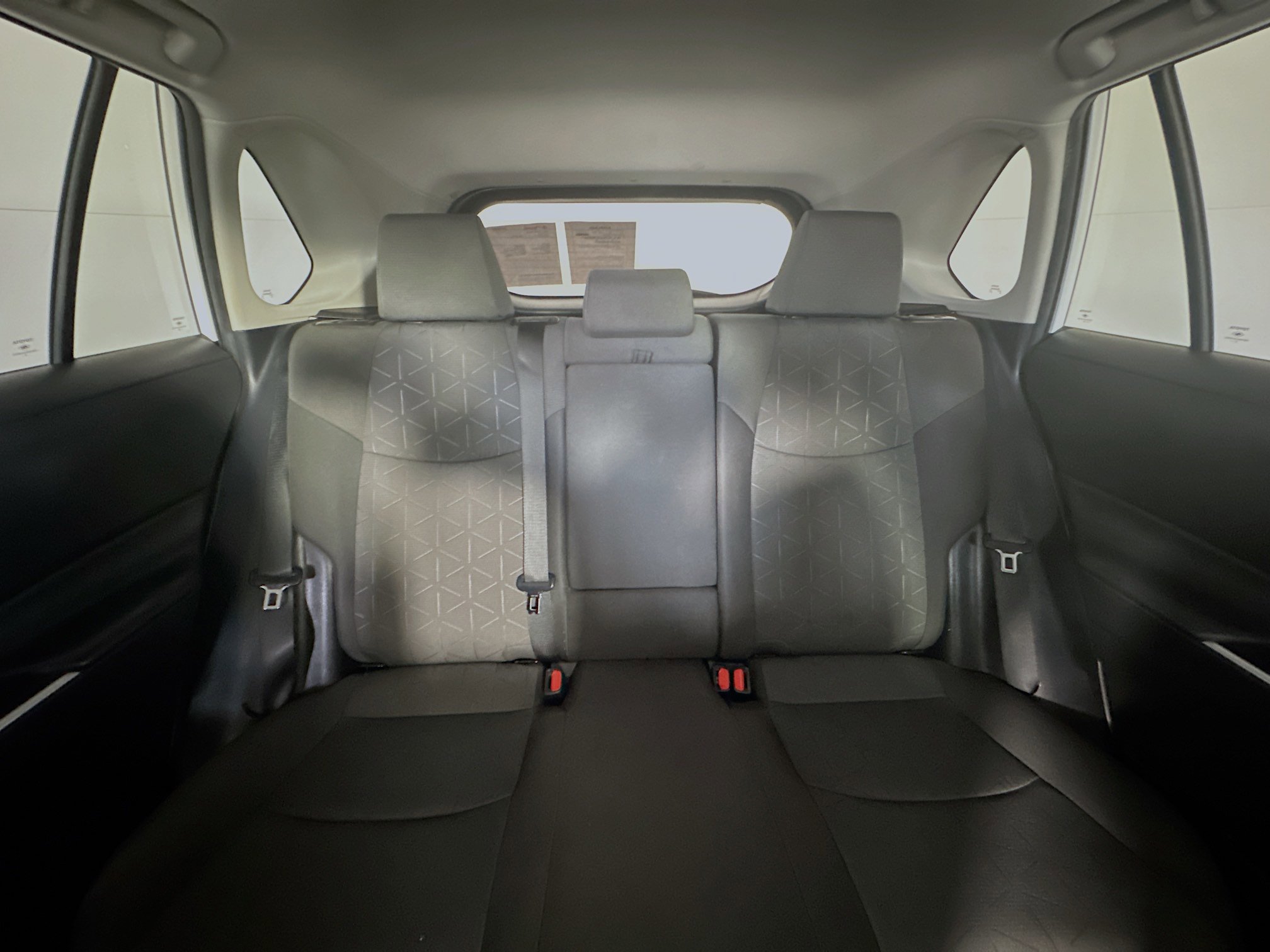 Used 2023 Toyota RAV4 XLE image 30