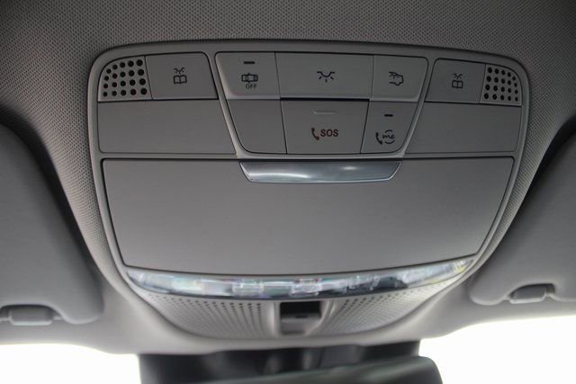 Used 2021 Mercedes-Benz GLC 300 4MATIC image 12