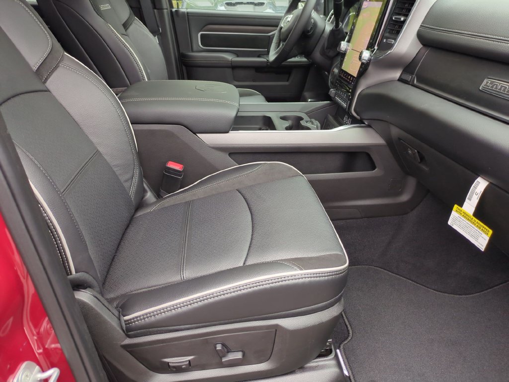 New 2026 RAM 3500 Laramie AWD/4WD image 35