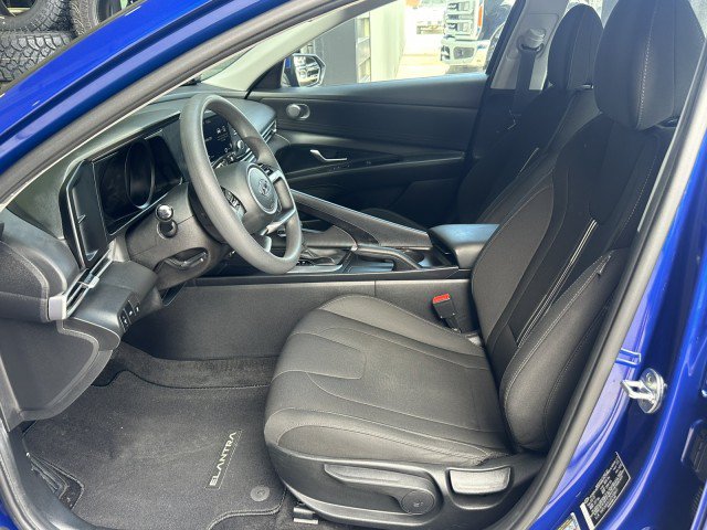 Used 2023 Hyundai Elantra SEL FWD image 11