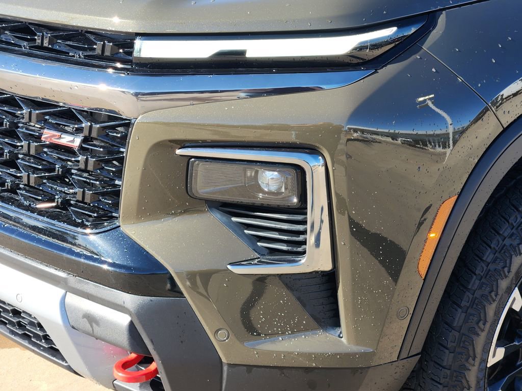 Used 2024 Chevrolet Traverse Z71 w/ Enhanced Driving Package image 12