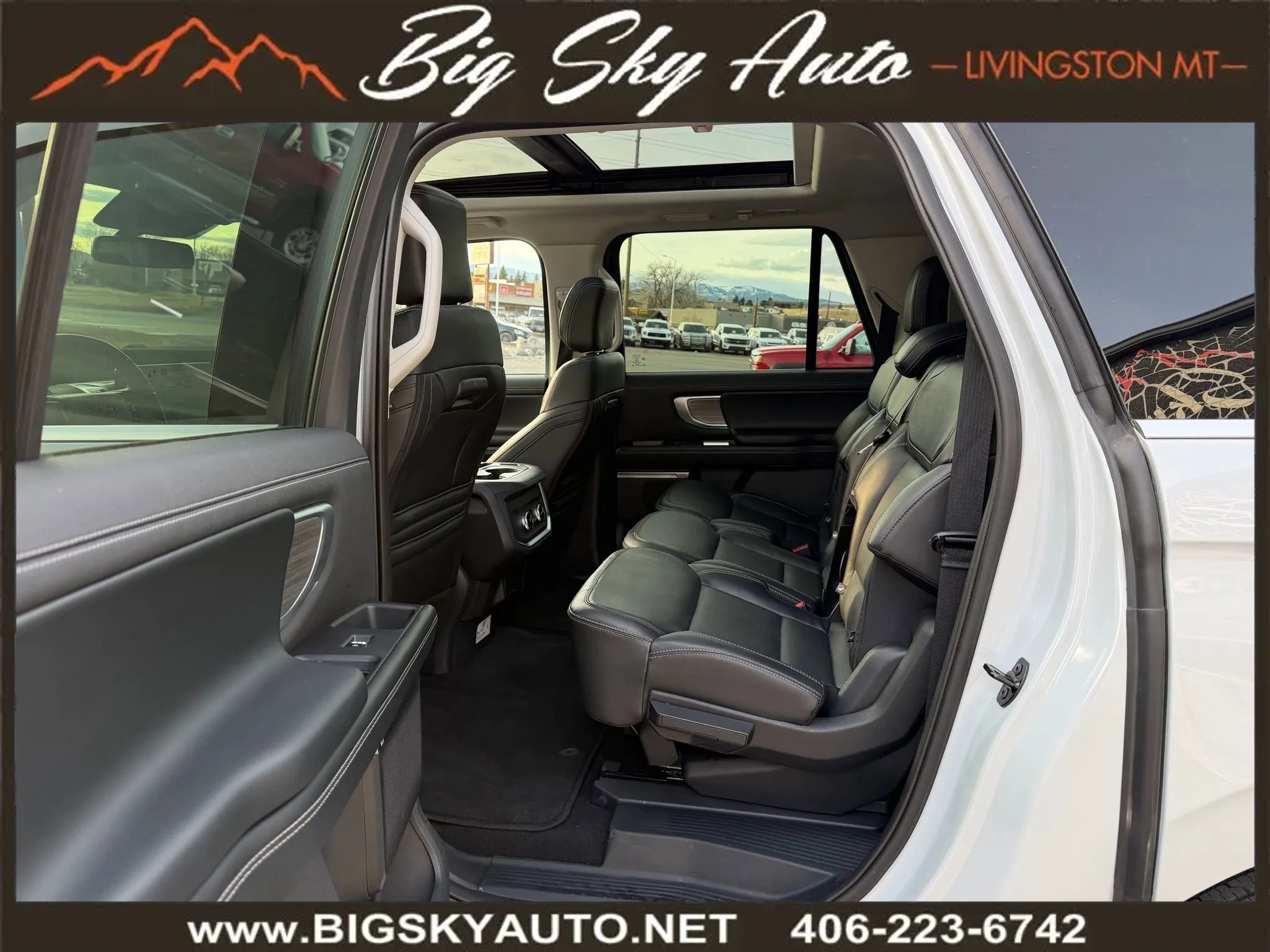 Used 2025 Ford Expedition Max Platinum image 17