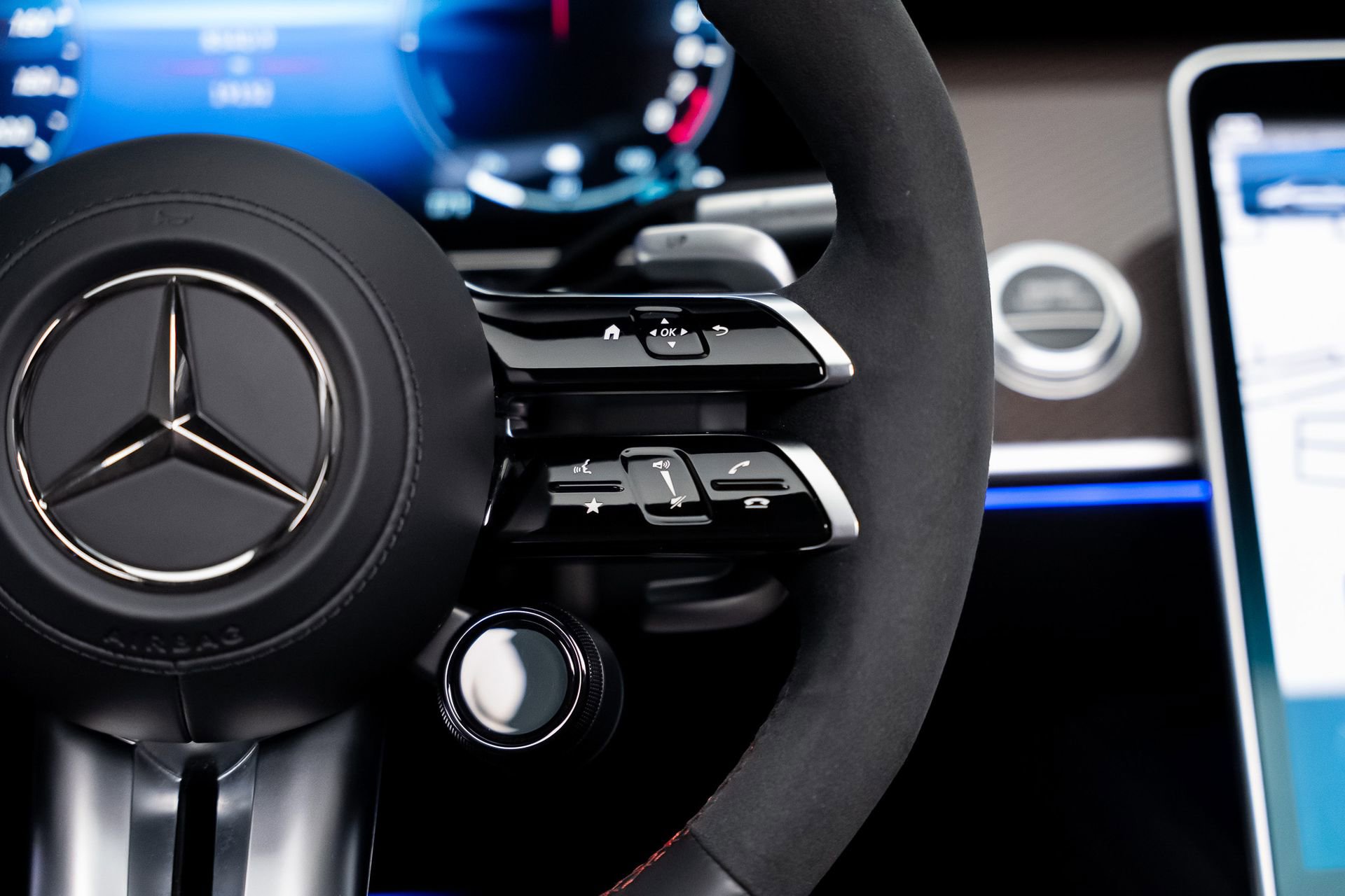 Used 2024 Mercedes-Benz S 63 AMG S image 49