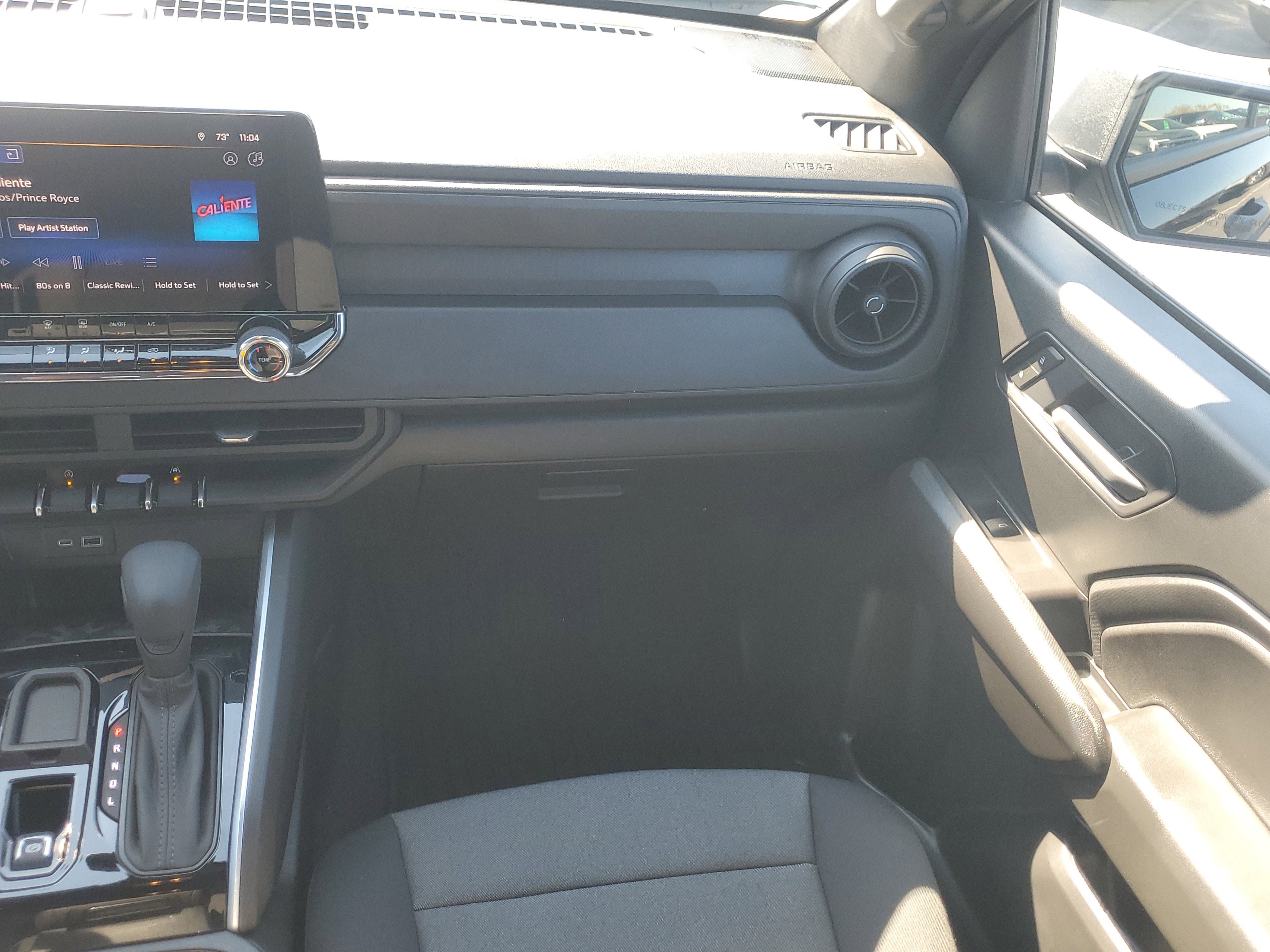 Used 2025 Chevrolet Colorado W/T image 15