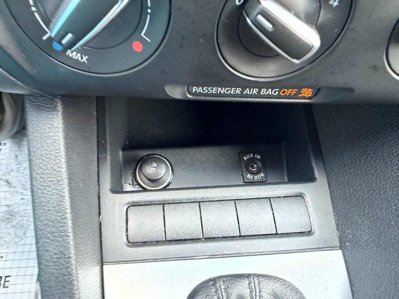Used 2012 Volkswagen Jetta SE FWD image 24