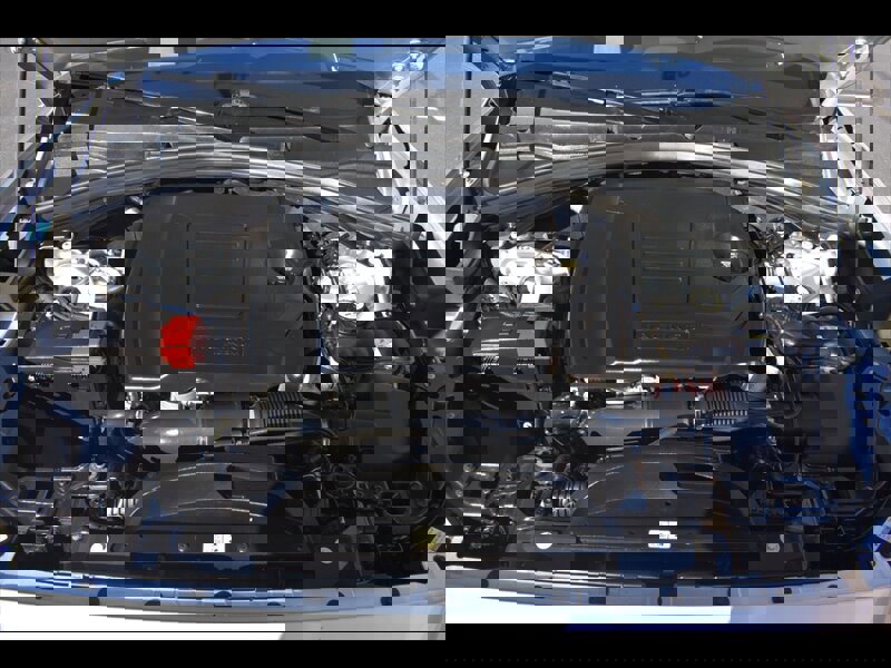 Used 2019 Jaguar F-PACE Premium image 40