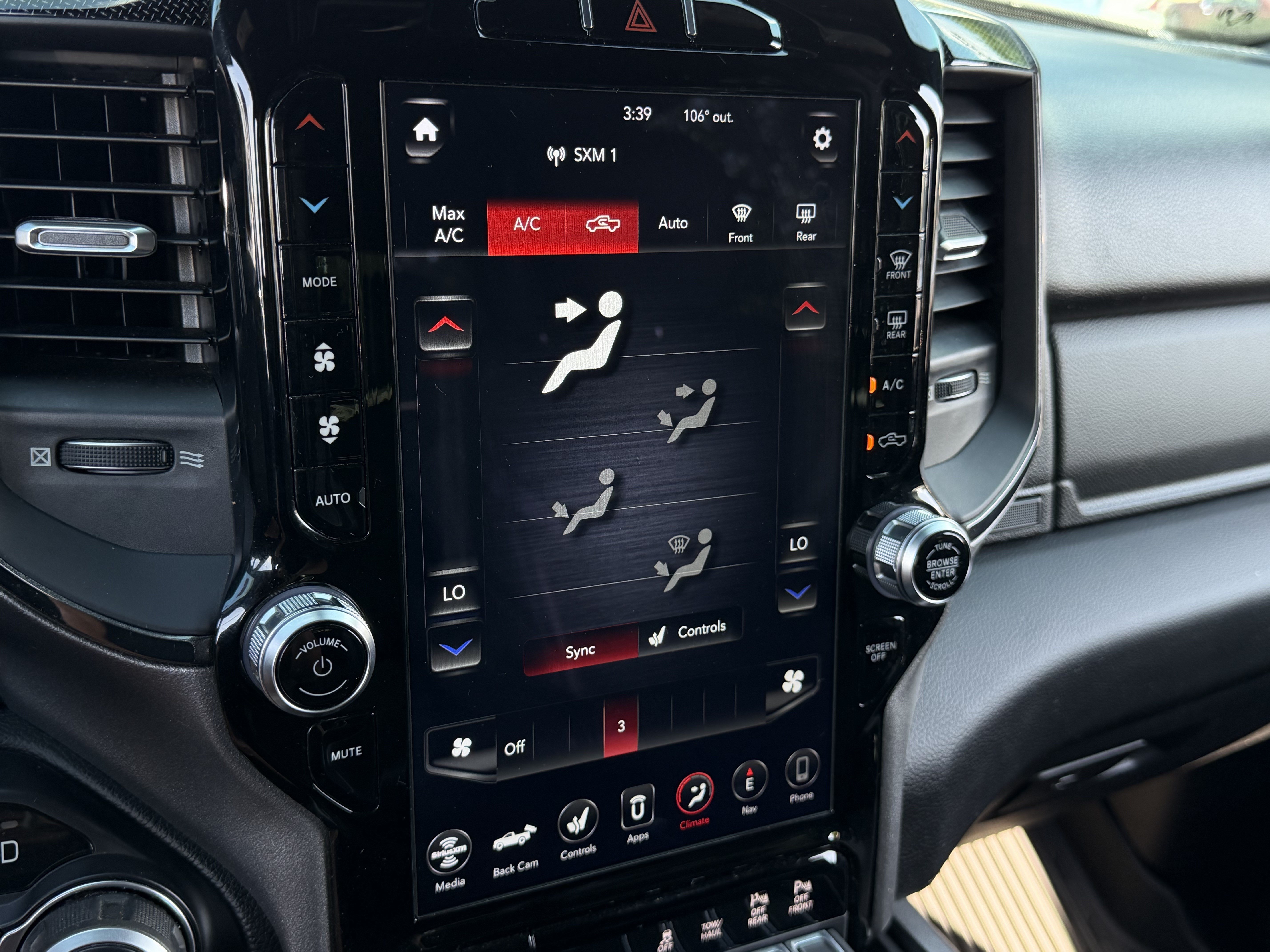 Used 2020 RAM 1500 Big Horn w/ Built-to-serve Edition AWD/4WD image 28