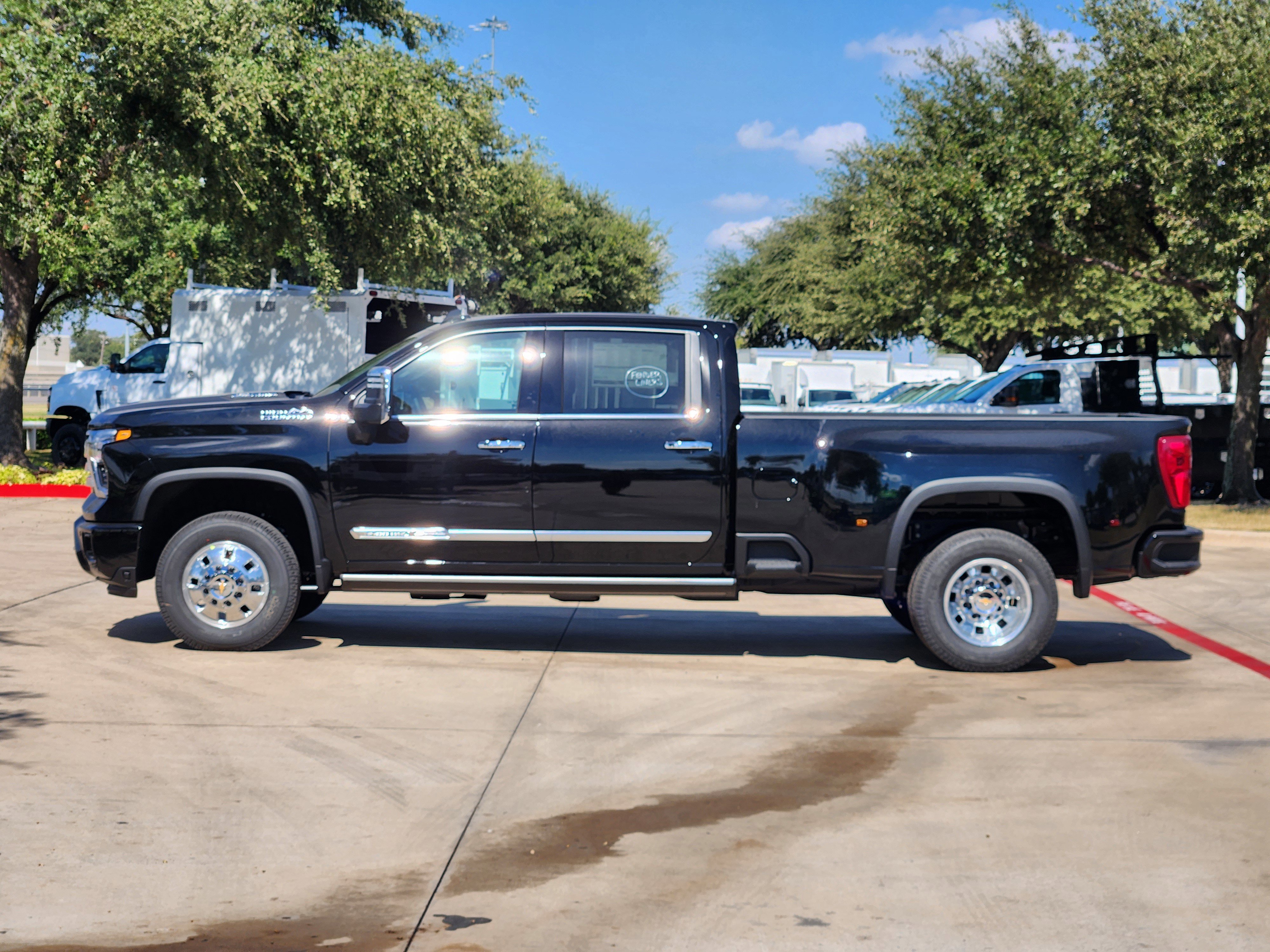 New 2026 Chevrolet Silverado 3500 High Country w/ High Country Premium Package image 13