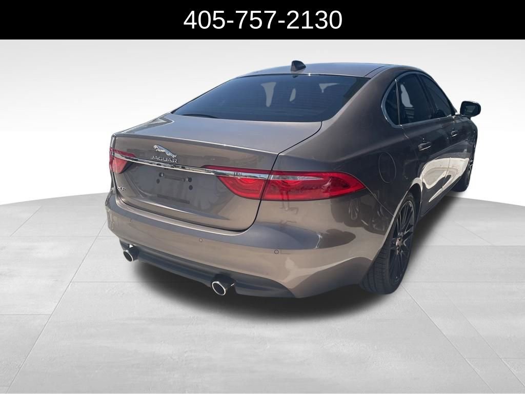 Used 2017 Jaguar XF Prestige RWD image 5