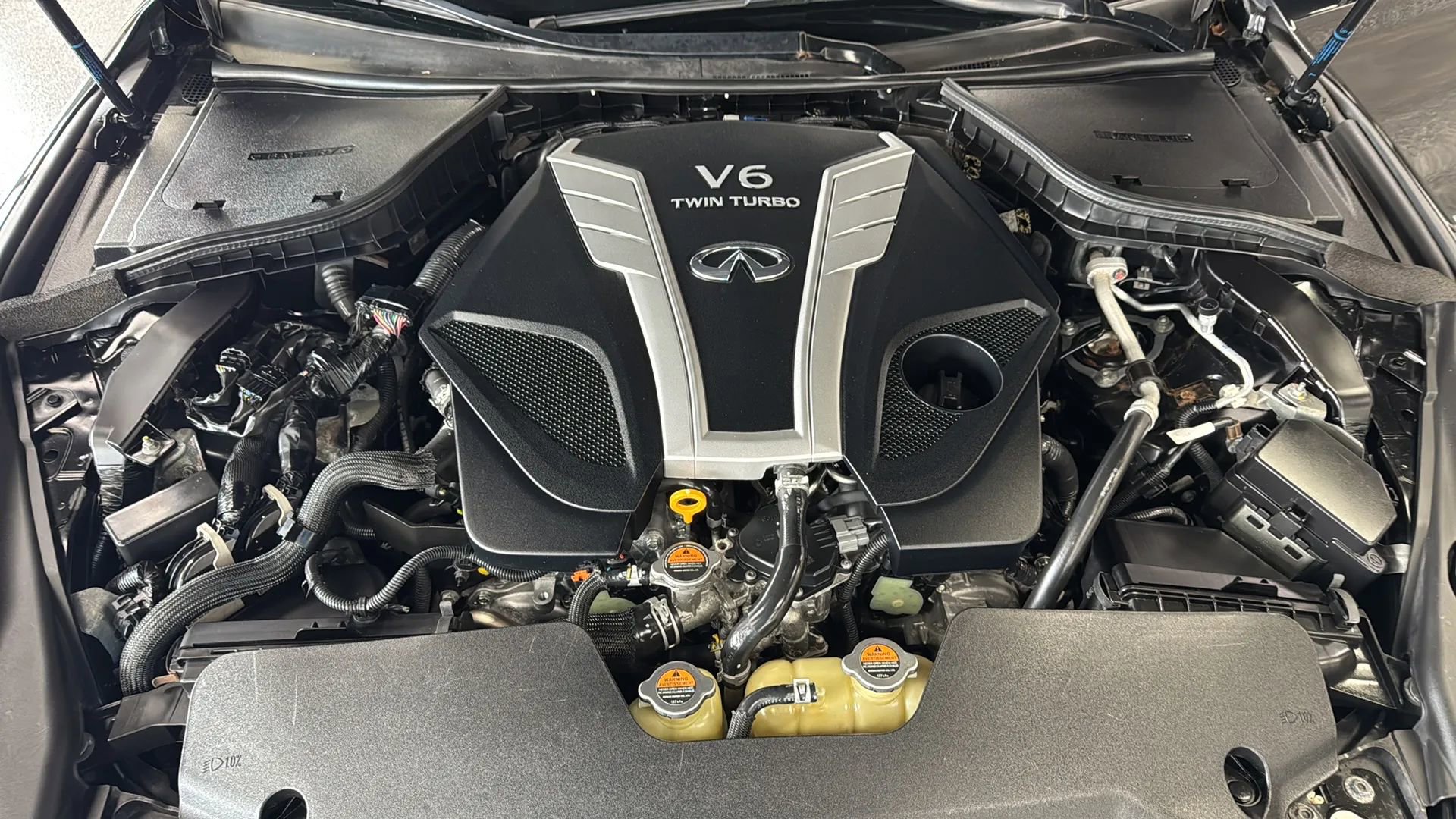 Used 2018 INFINITI Q60 3.0t Sport w/ Sensory Package 3.0T Sport AWD/4WD image 46