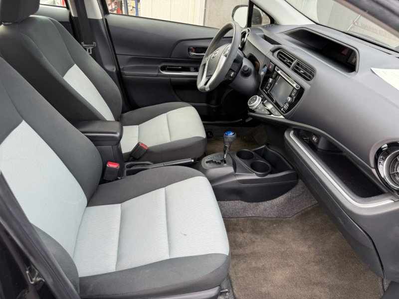 Used 2016 Toyota Prius C Three FWD image 18