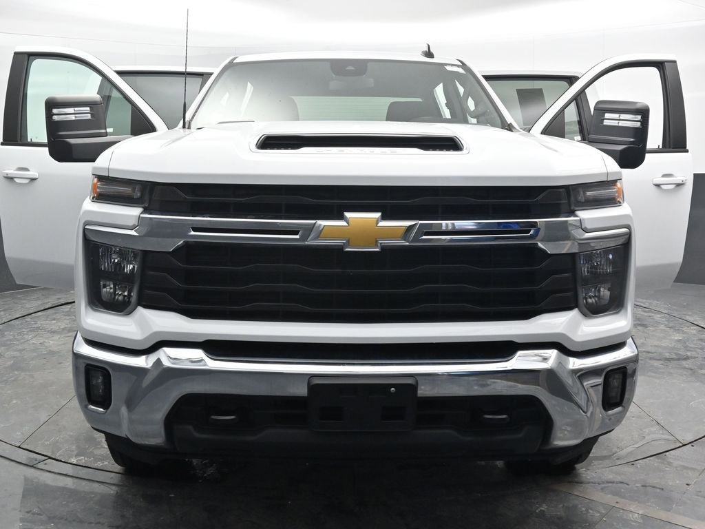 Used 2024 Chevrolet Silverado 2500 LT w/ Convenience Package image 50