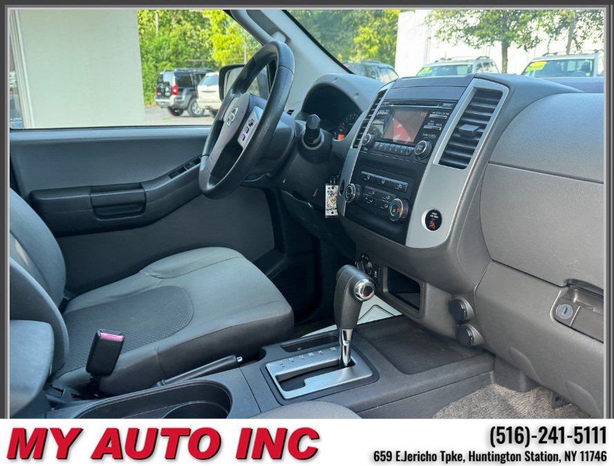 Used 2013 Nissan Xterra S AWD/4WD image 24