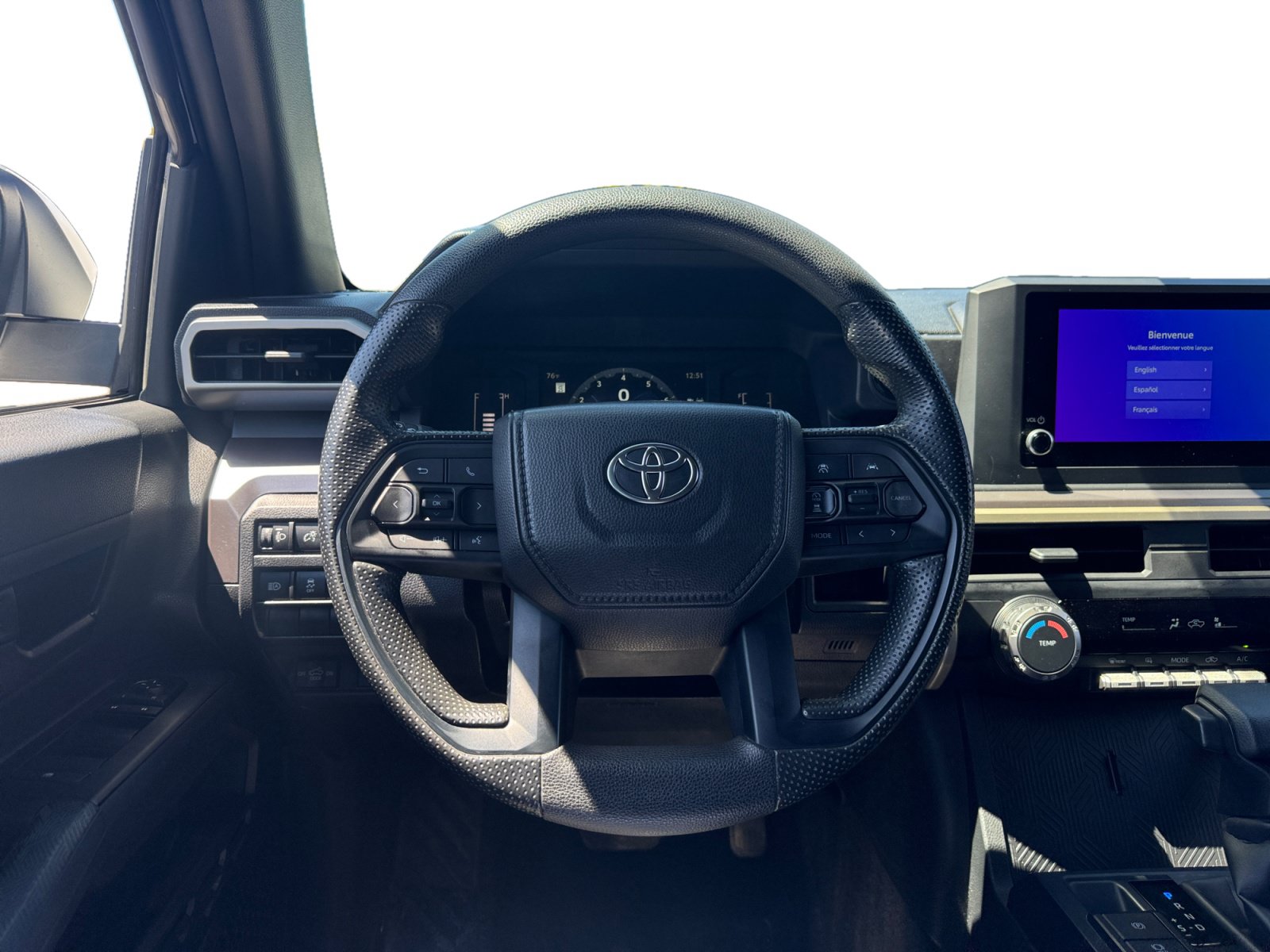 Used 2025 Toyota Tacoma SR5 AWD/4WD image 12