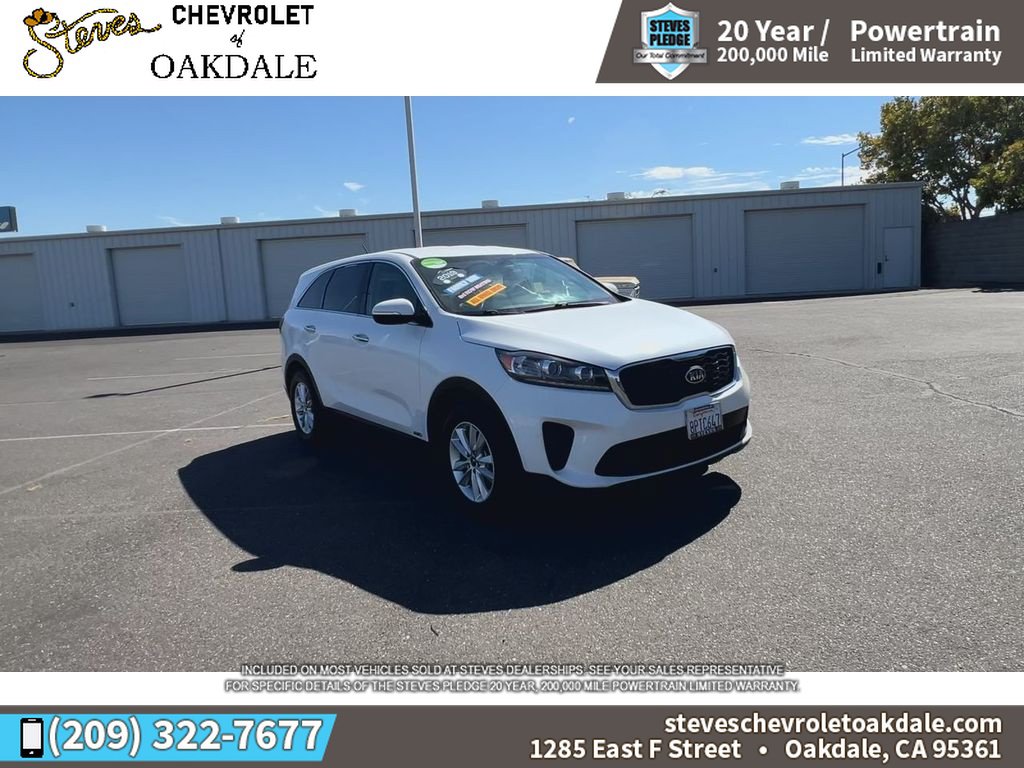 Used 2019 Kia Sorento AWD V6 image 3