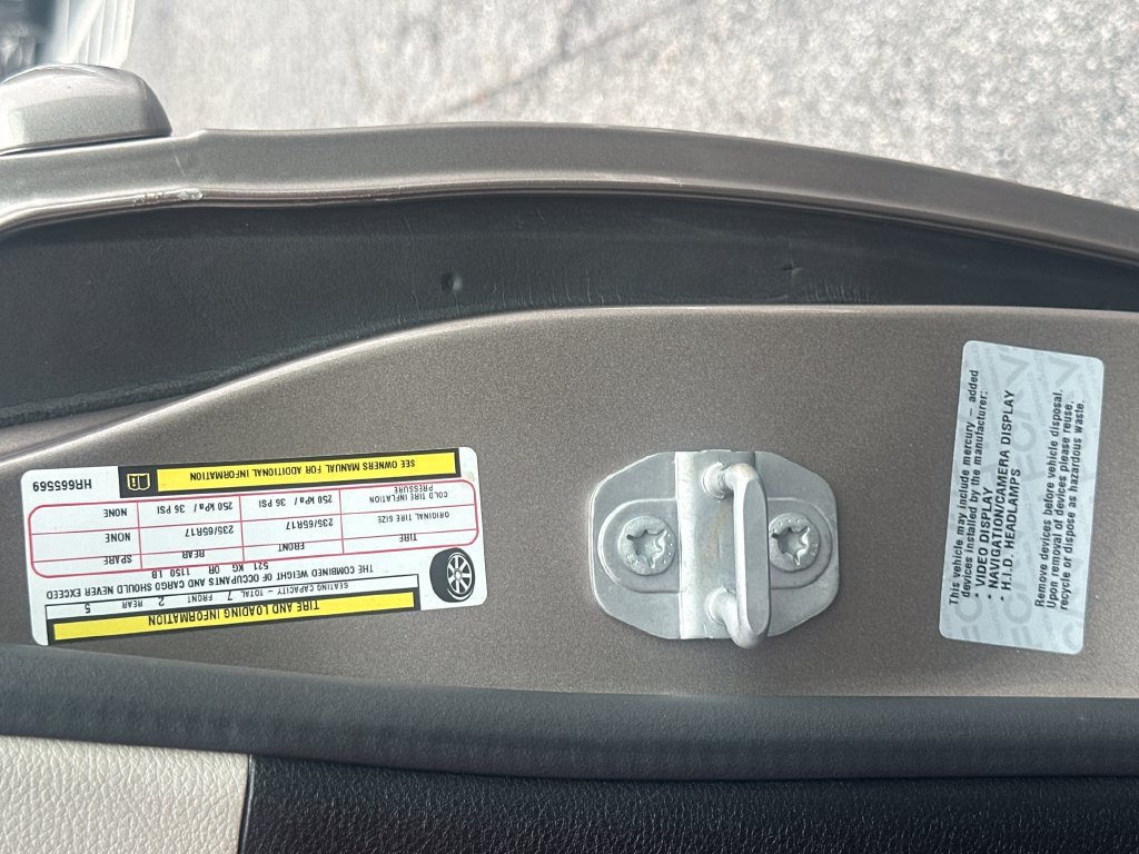 Used 2017 Chrysler Pacifica LX FWD image 29