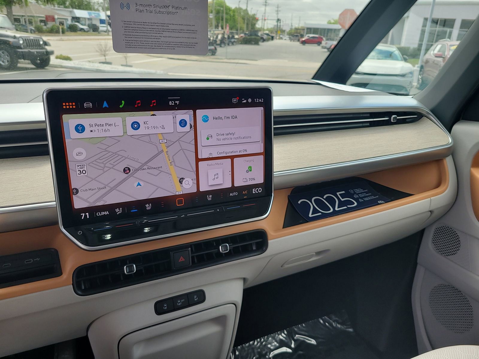 Certified 2025 Volkswagen ID. Buzz 1st Edition image 21