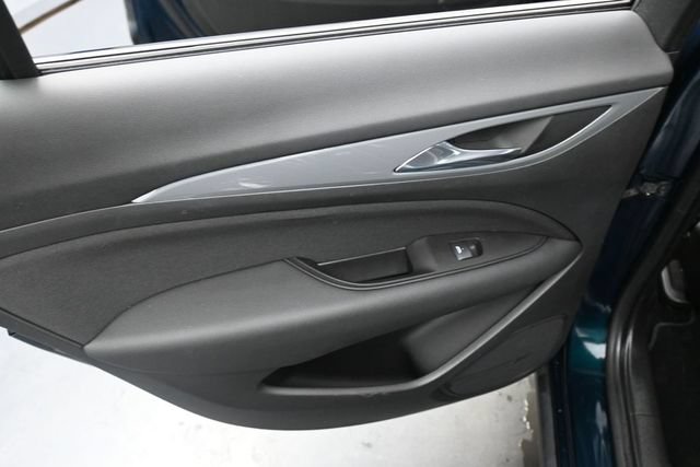 Used 2018 Buick Regal Preferred FWD image 23