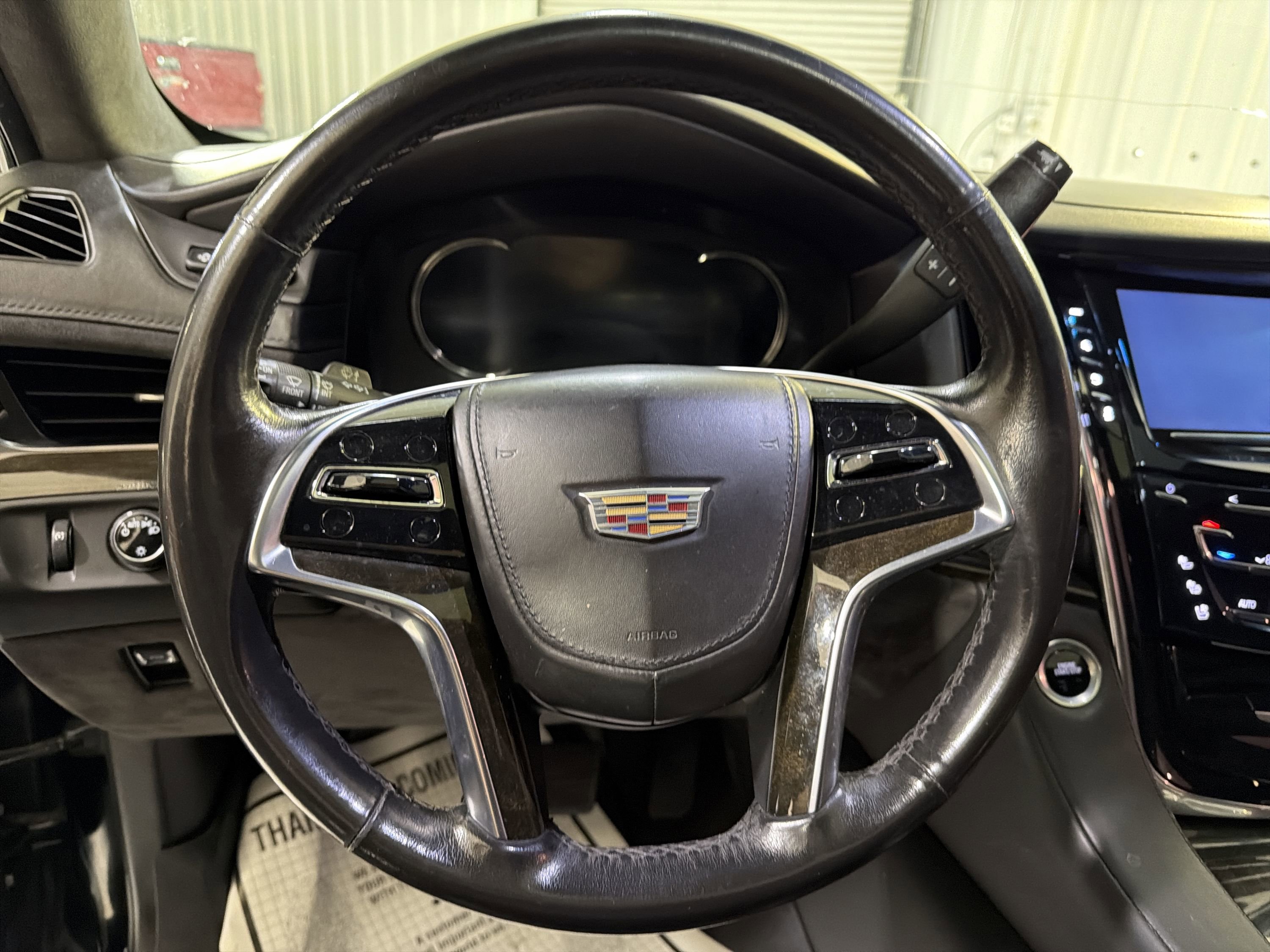 Used 2017 Cadillac Escalade ESV Platinum RWD image 13
